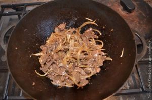 Жареное свиное сердце по-вьетнамски