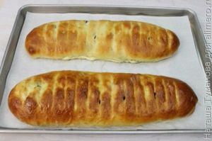 СЛАДКИЙ РУЛЕТ С ТВОРОГОМ И ИЗЮМОМ