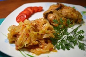 курица под капустой