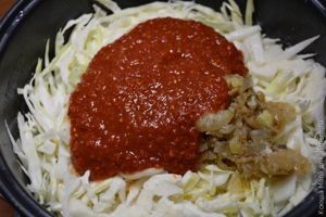 курица под капустой