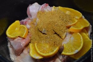 курица с апельсинами