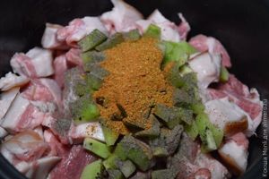 мясо с киви в мультиварке
