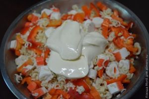 салат с крабовыми палочками