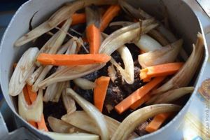 дикая коза тушенная