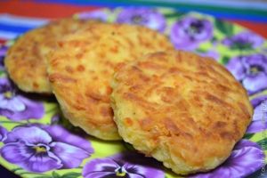сырные лепешки