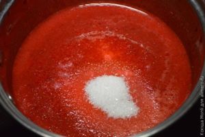 клубничный десерт