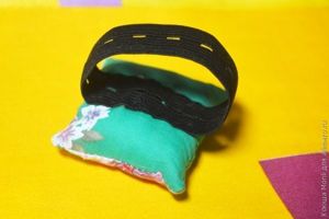 игольница на резинке