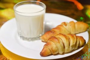 сахарные рогалики с корицей