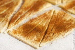 сахарные рогалики с корицей