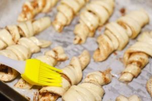 сахарные рогалики с корицей