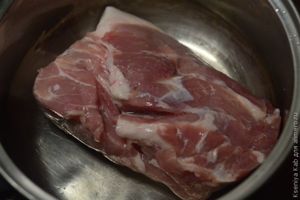 морковь со свининой