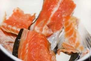 рыбный суп со сметаной и сыром