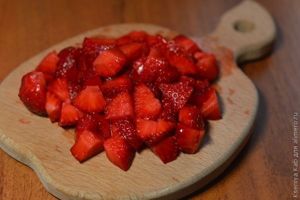 клубничный десерт