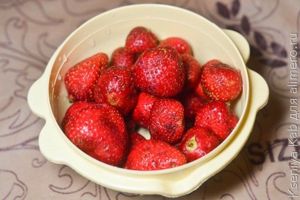 клубничный десерт