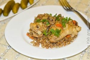 крылышки с гречкой