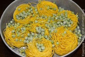 гнезда из макарон