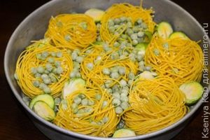гнезда из макарон