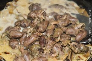 куриные сердечки с грибами