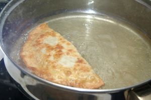 жарим чебуреки жарим чебуреки