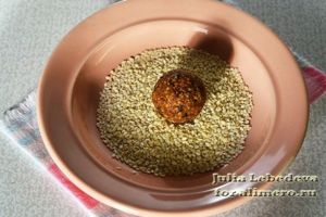 Полезные конфеты с кунжутом Полезные конфеты с кунжутом
