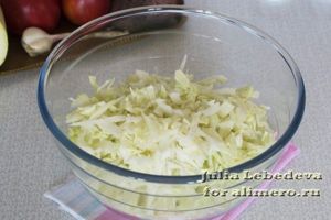 Картошка с овощами в горшочках