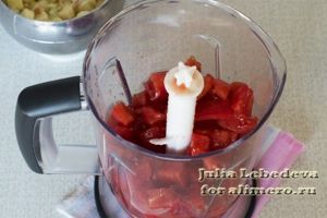 Картошка с овощами в горшочках