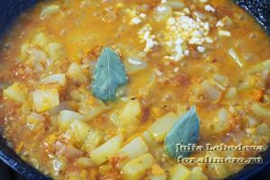 Тушёные кабачки с овощами