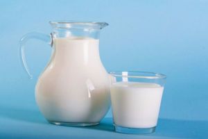 12. Пироги, приготовленные на молоке, более вкусны и ароматны, корочка после выпечки блестящая с красивым цветом. 12. Пироги, приготовленные на молоке, более вкусны и ароматны, корочка после выпечки блестящая с красивым цветом.