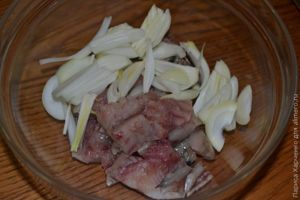 Закуска из сельди в сметанном соусе