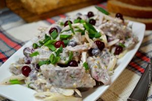 Закуска из сельди в сметанном соусе