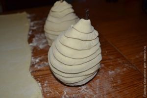 Груши в тесте