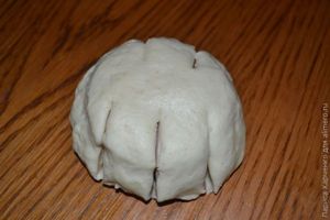 рецепт булочек с колбасой