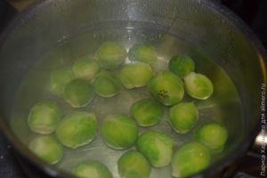 рис с брюссельской капустой