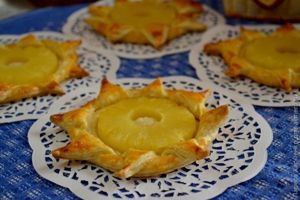 слойки с ананасами