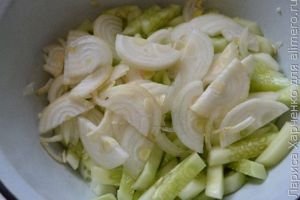 салат из огурцов