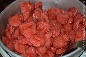 клубничный ликер