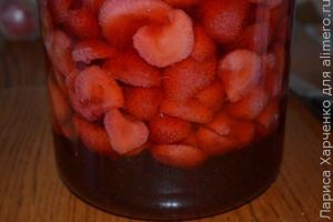 клубничный ликер