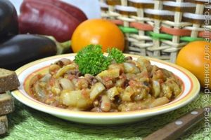 баклажаны с фасолью