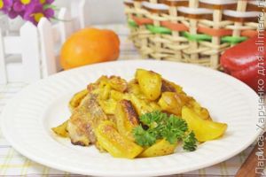 свинина с яблоками