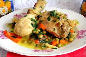 Курица с горошком