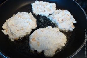 Творожники с тыквой и изюмом