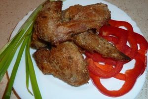 Хрустящие куриные крылышки