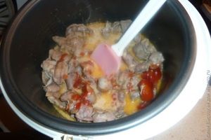 Куриные желудочки, тушеные в мультиварке