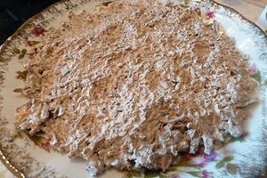 Печеночный слоеный салат