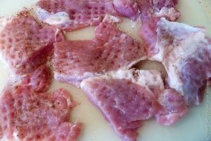 Свинина, запеченная в картофельной шубке