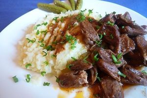 Куриные сердечки в остром соусе