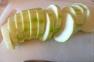 Домашний шашлык из кабачков и свинины
