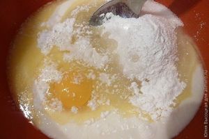 Манник с цукатами и изюмом