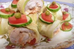 Рулетики с кабачком и курицей