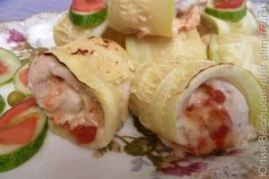 Рулетики с кабачком и курицей